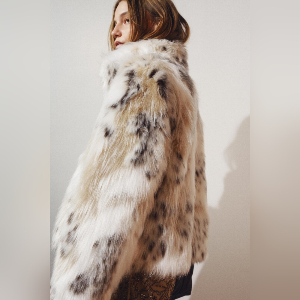 Zara ZW Faux Fur Short Coat - Picture 15 of 16